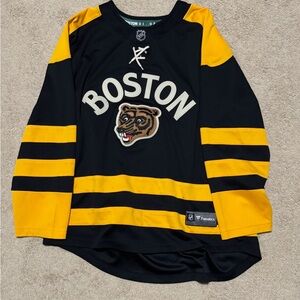 Fanatics Winter Classic 2023 Boston Bruins Jersey - Black and Gold
